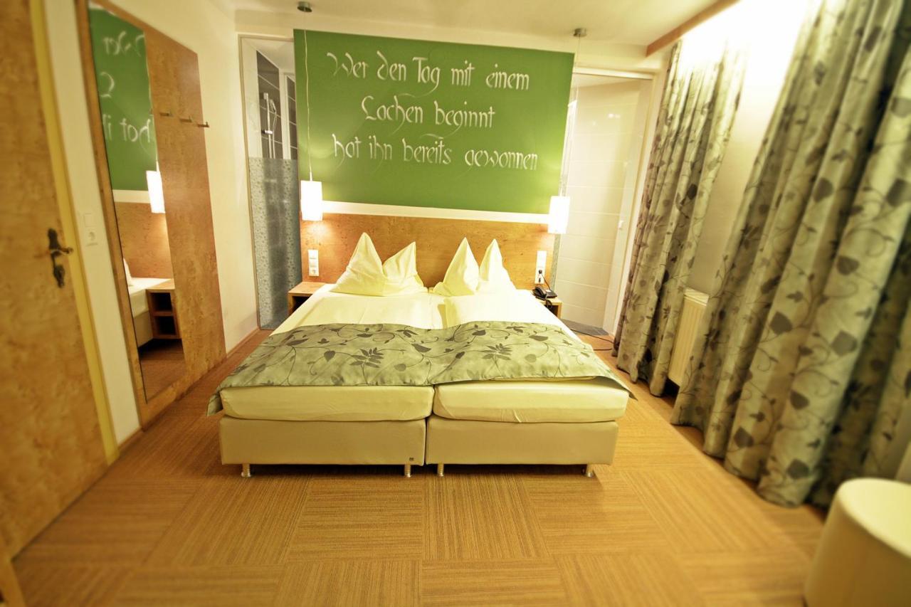 Hotel-Restaurant Forellenhof Пухберг-ам-Шнеберг Экстерьер фото